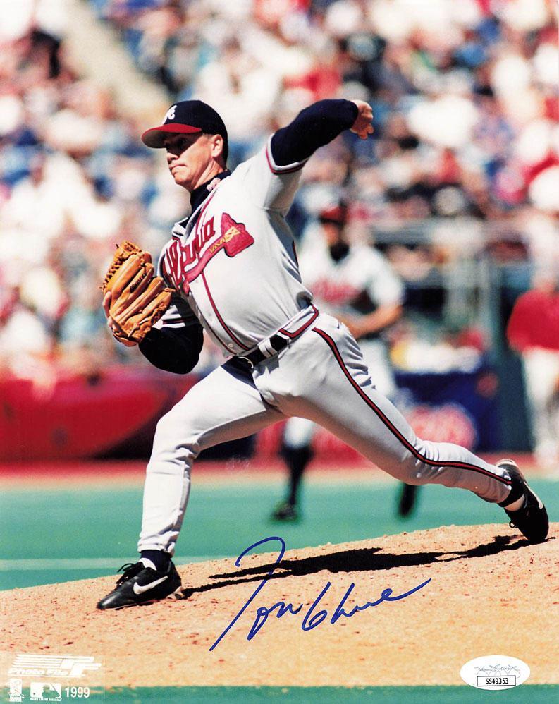 Tom Glavine Autographed Photo - 8x10