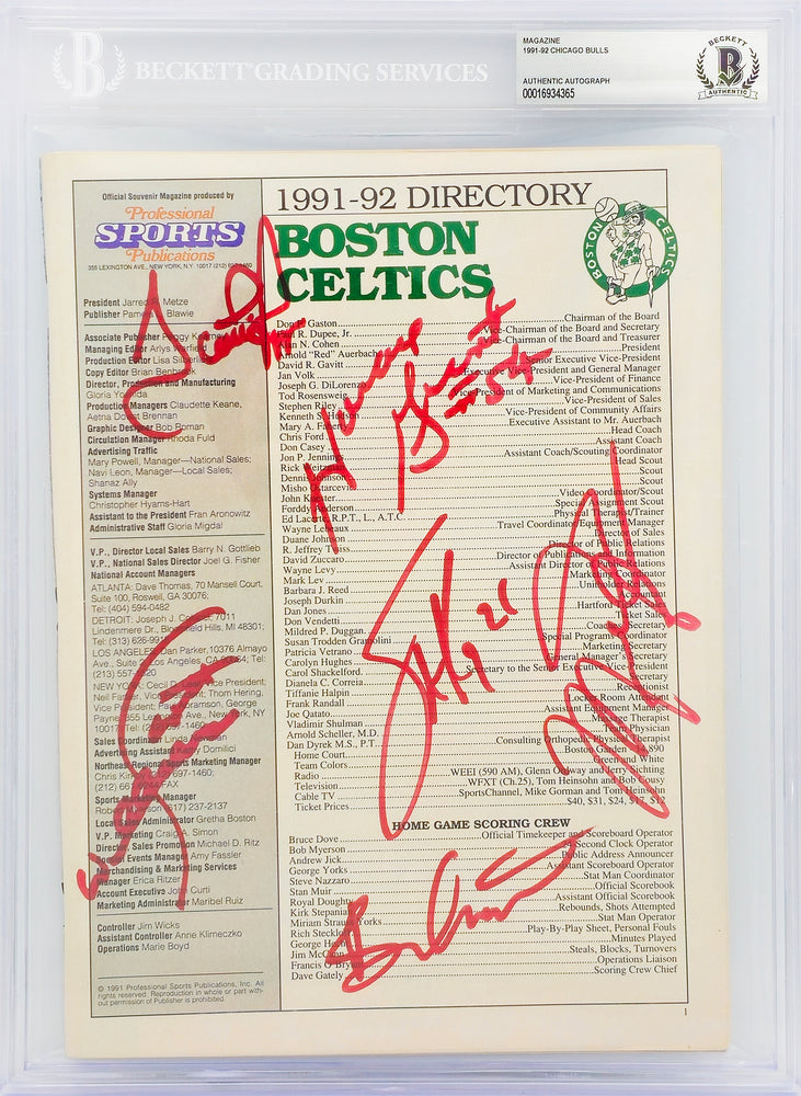 1991-92 Chicago Bulls Team Signed Autographed 8x11 Magazine With 6 Signatures Including Michael Jordan & Scottie Pippen Beckett BAS #16934365