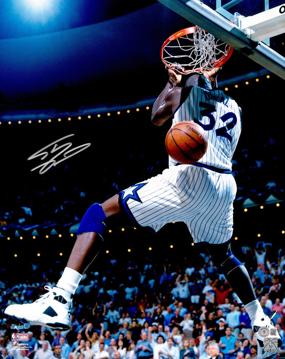 Shaquille O'Neal Autographed 16x20 Photo Orlando Magic Beckett BAS Witness