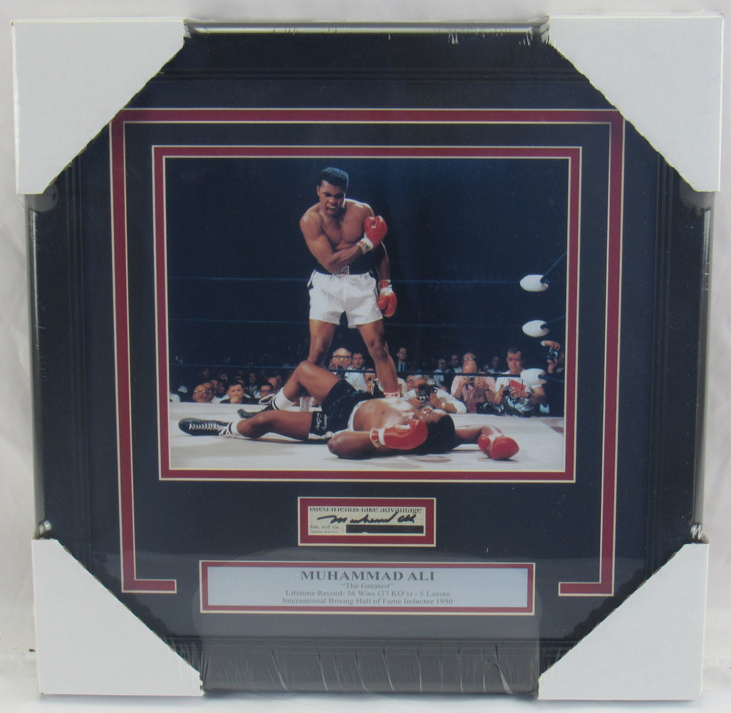 Muhammad Ali Signed Framed Cut PSA/DNA S01678