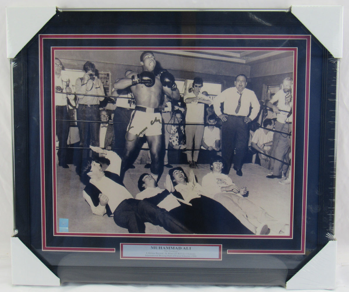 Muhammad Ali Cassius Clay Signed 16x20 Framed Photo JSA LOA