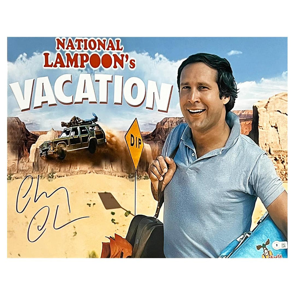 Chevy Chase Signed Vacation 16x20 Photo (Beckett) - RSA