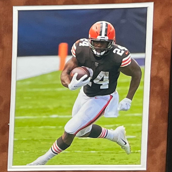 Nick Chubb Signed Brown Jersey Beckett