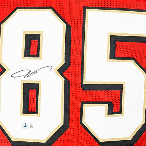 Vernon Davis Signed San Francisco Red Shadow Numbers Football Jersey (Beckett)