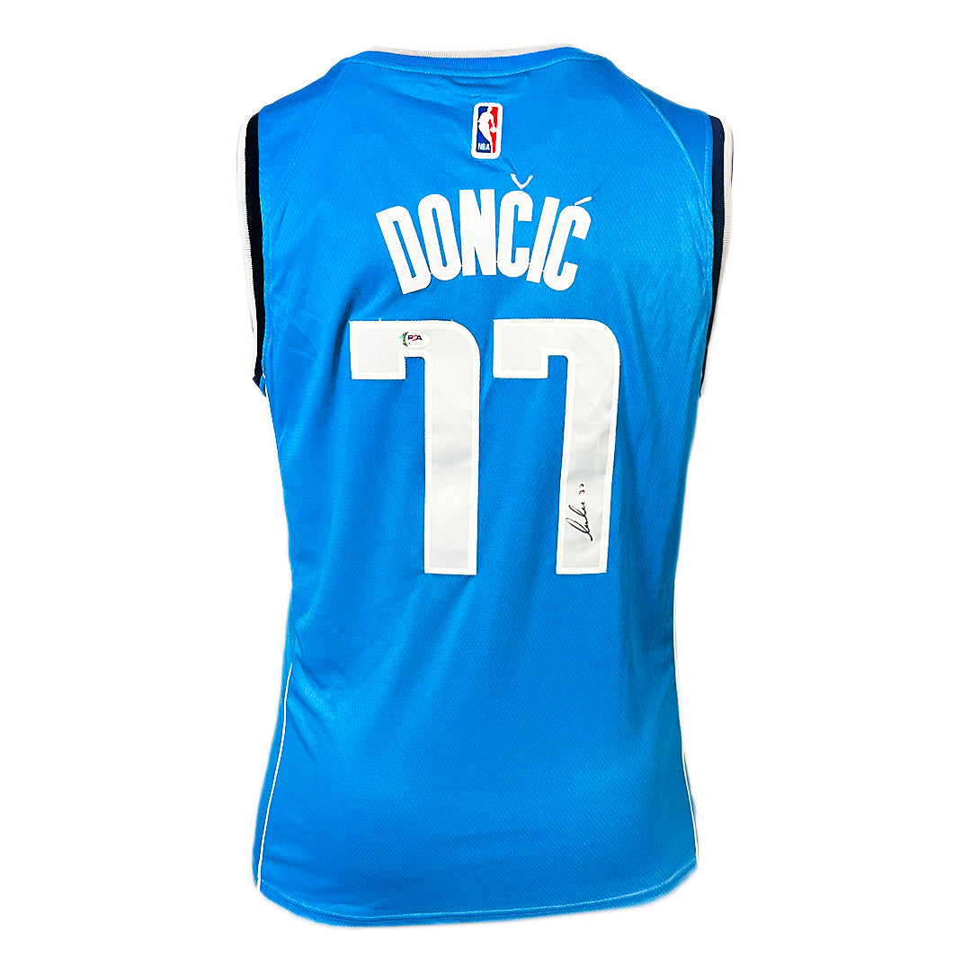 Luka Doncic Signed Dallas Mavericks Nike Icon Edition Basketball Jerse