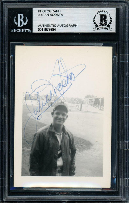 Julian Acosta Autographed 2.5x3.5 Photo Cuban Beckett BAS #11077684 - RSA
