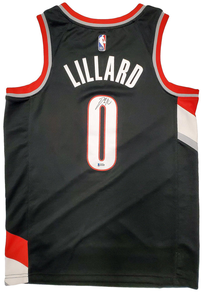 Portland Trail Blazers Damian Lillard Autographed Black Nike Jersey Size M Beckett BAS Stock #195899 - RSA