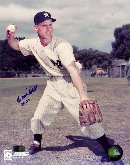 woodie held signed 8x10 photo aiv certificate of authenticity