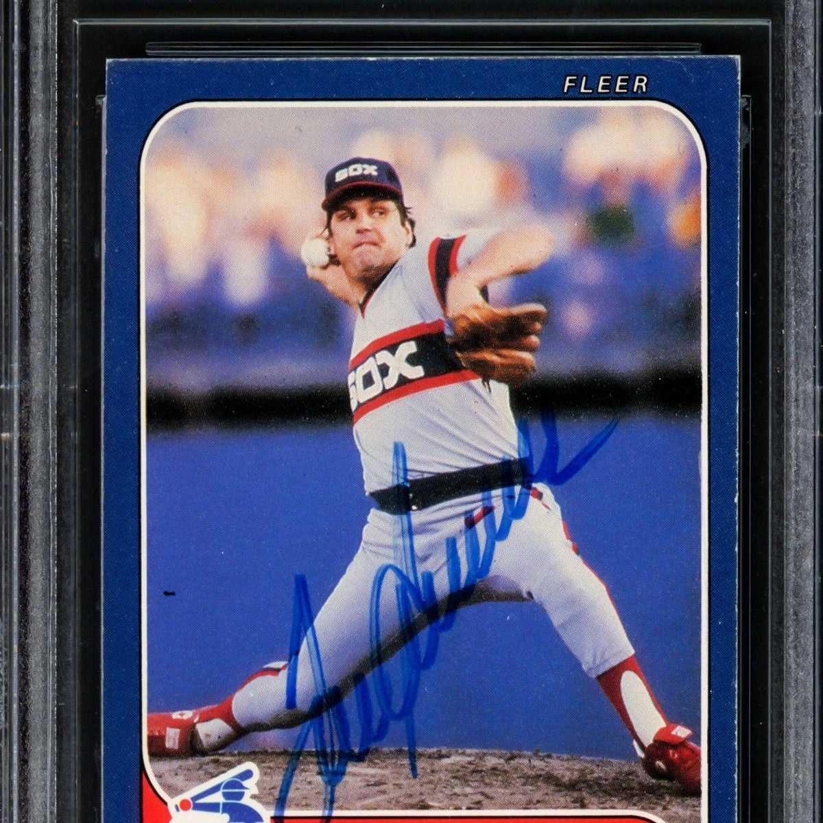 Tom Seaver Autographed 1986 Fleer Card #216 Chicago White Sox HOF 06  Beckett BAS #14612397 - Mill Creek Sports