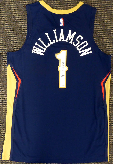 ZION WILLIAMSON Autographed New Orleans Pelicans Nike White Jersey
