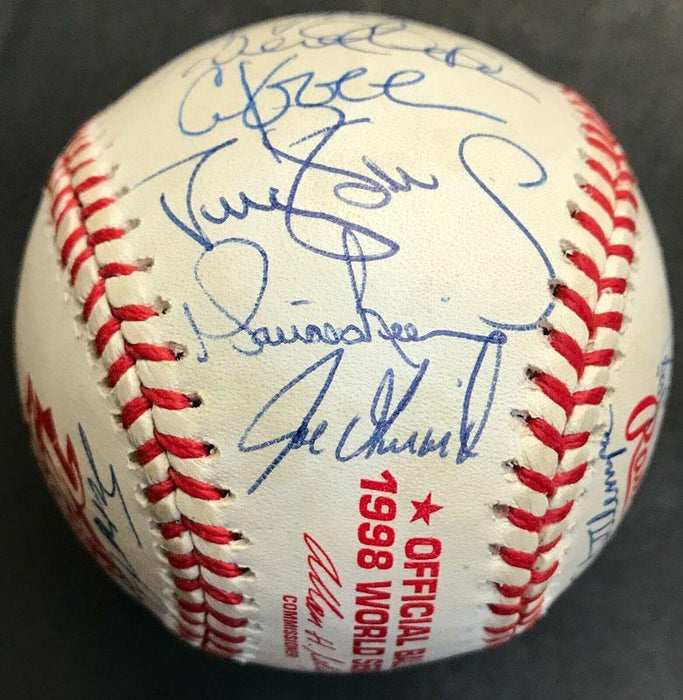 Yankees 1998 World Series Team Signed Louisville Slugger (18