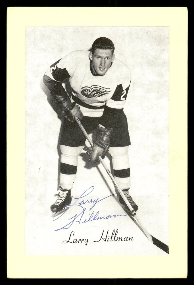 Larry Hillman Autographed 1944-63 Beehive Group 2 4.5x6.5 Photo Detroit Red Wings SKU #176646 - RSA