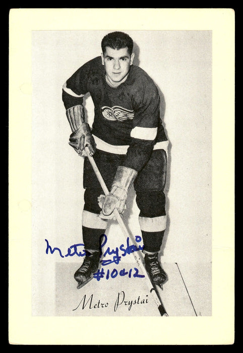Metro Prystai Autographed 1944-63 Beehive Group 2 4.5x6.5 Photo Detroit Red Wings SKU #176656 - RSA