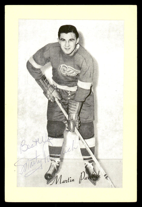 Marty Pavelich Autographed 1944-63 Beehive Group 2 4.5x6.5 Photo New York Rangers "Best Wishes" SKU #176881 - RSA