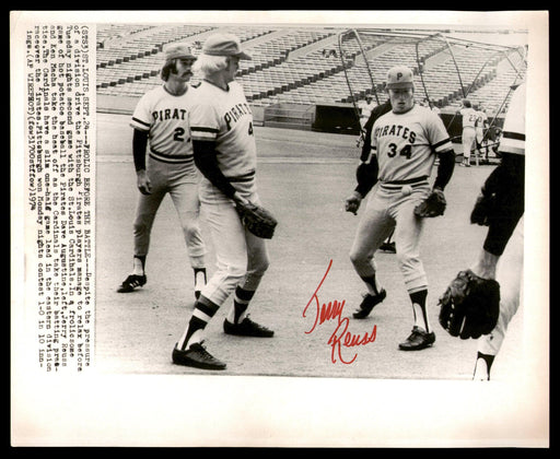 Jerry Reuss Autographed 8x10 AP Photo Pittsburgh Pirates SKU #185472 - RSA