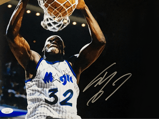 Shaquille O'Neal Autographed Los Angeles Lakers Dunk 16x20 Photo